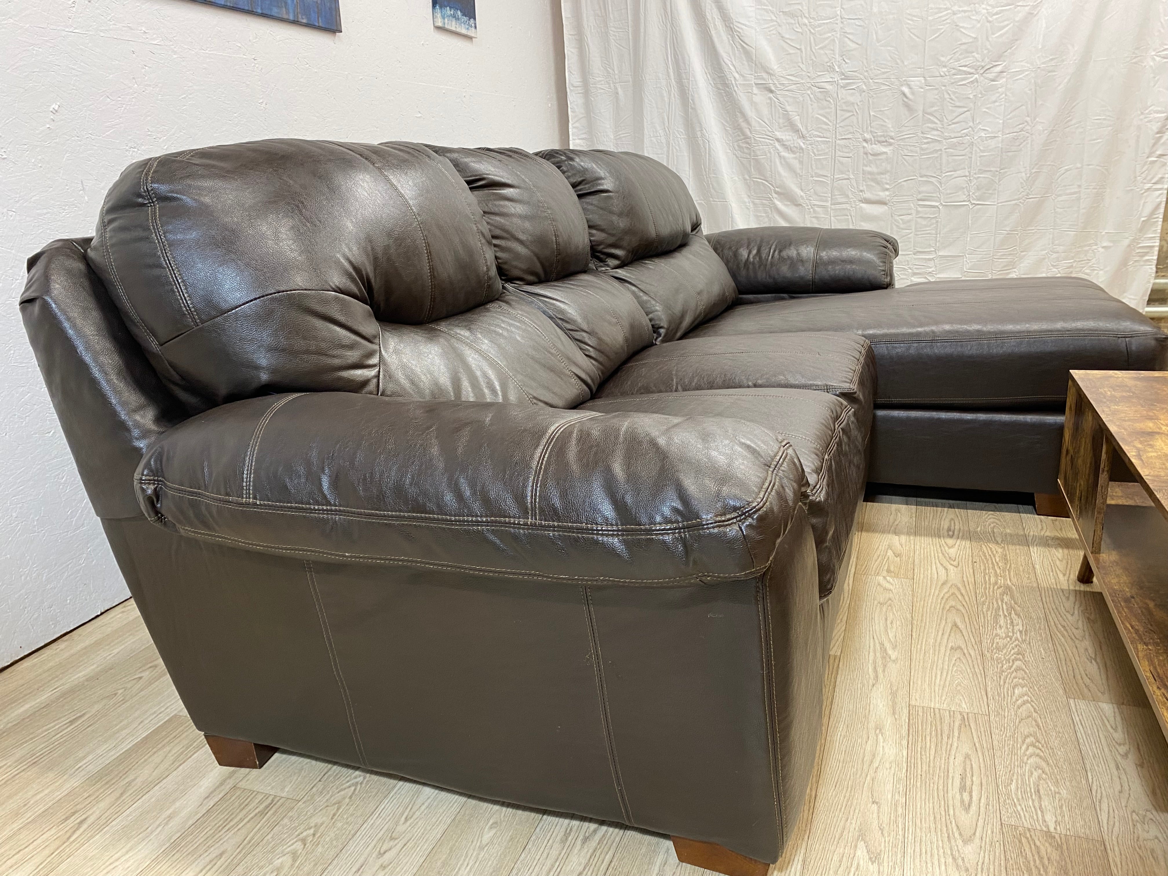 Leather Sectional W/ Chaise
