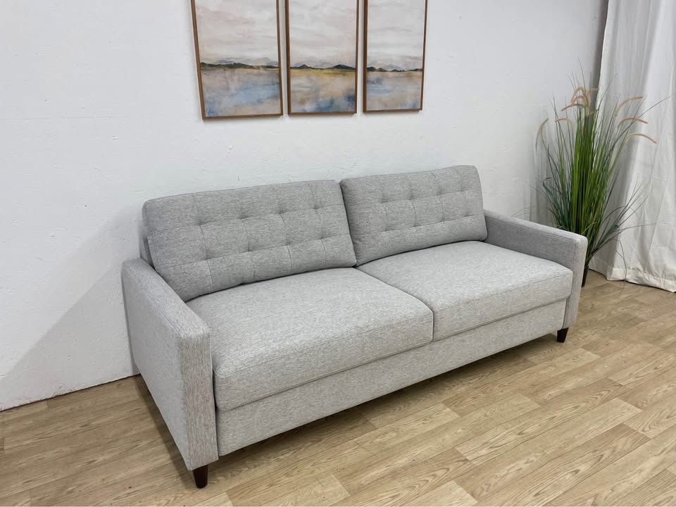 Thomasville Pullout Sleeper Sofa