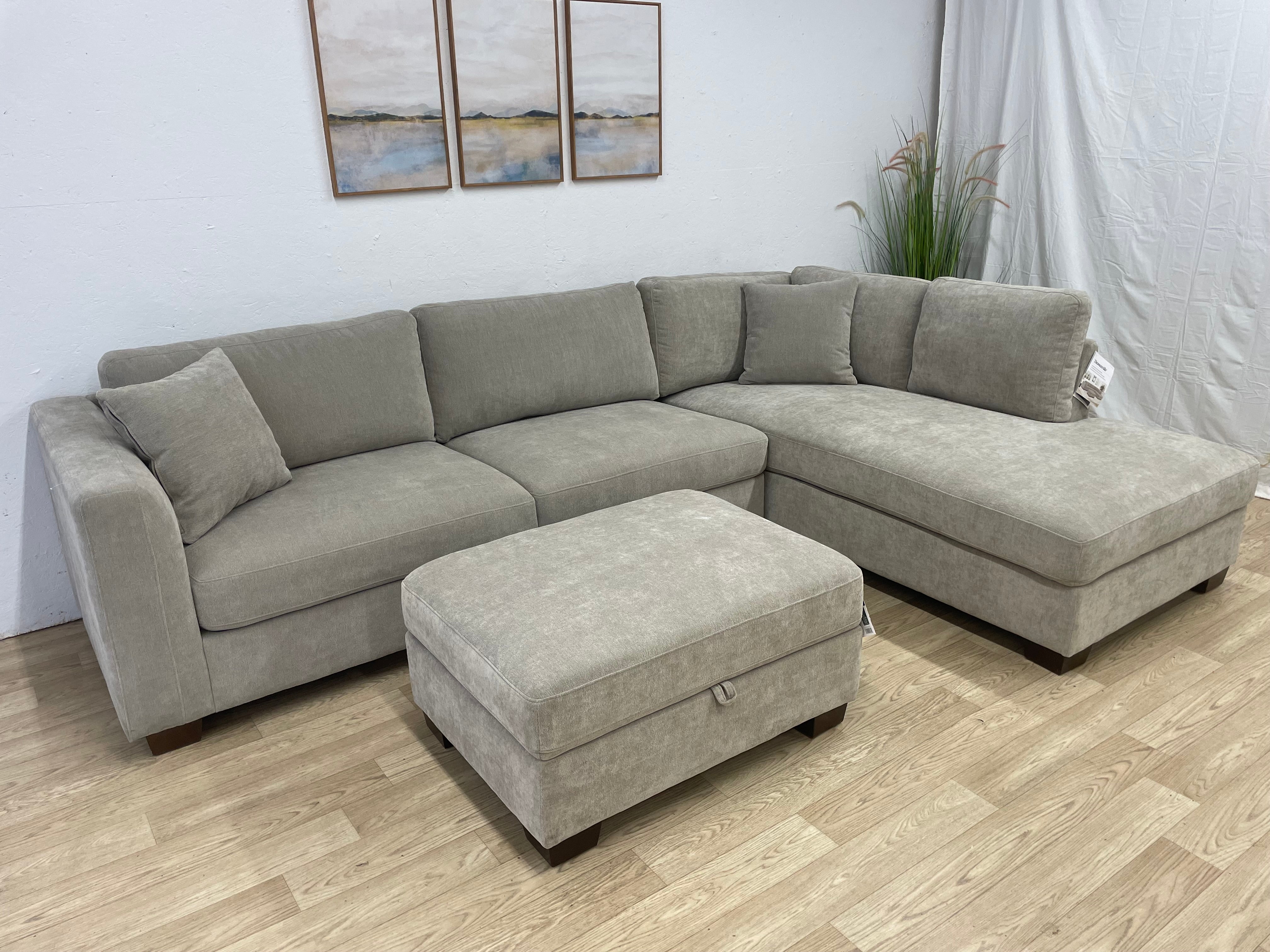 Thomasville Walsen Sectional